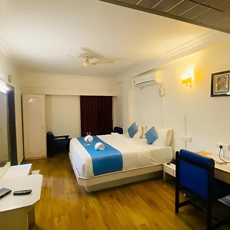 Hotel Crown-2