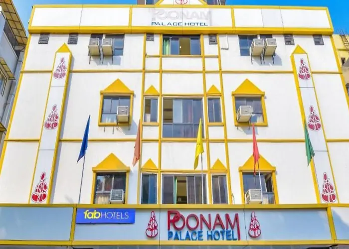 Fabexpress Poonam Palace Ahmedabad