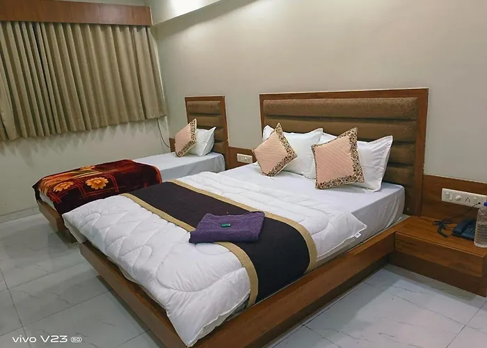 Hotel Green Park,Ahmedabad